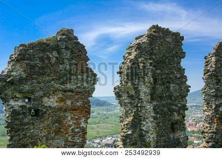 Ancient Ruins Of The Castle Of The Town Of Khust (dracula Castle). A Huge And Powerful Castle That P