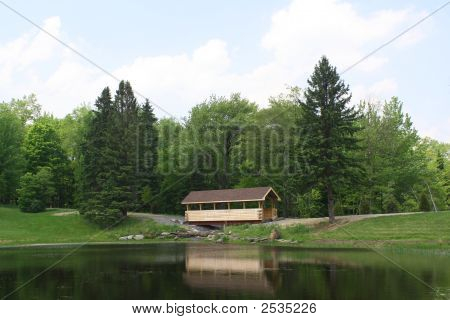Krytý most