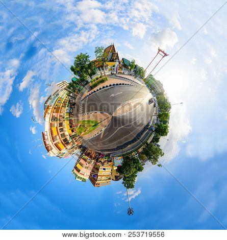 360 Panorma View Giant Swing Landmark Of Bangkok City / Sao Ching Cha Landmark In Bangkok City