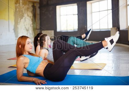 Group Workout, Activity, Healthy Lifestyle, Sport, Weight Loss, Tabata, Endurance, Perfect Shape. Sp