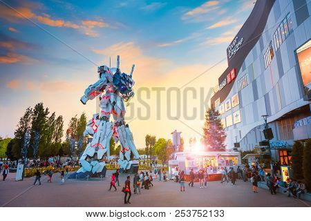 Tokyo, Japan - April 20 2018: Full-size Mobile Suit  Rx-0 Unicorn Gundam Replica From The Mobile Sui
