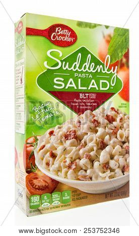Winneconne, Wi - 13 August 2018: A Box Of Betty Crocker Suddenly Pasta Salad In Blt Flavor On An Iso