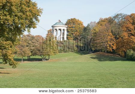 Monopteros im englischen Garten
