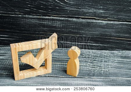 The Struggle For The Presidency. Candidates For Elections. Democratic Process. Political Race. Refer