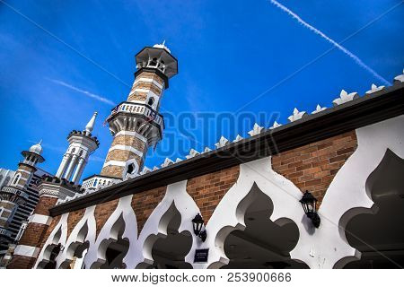 Jamek Mosque, officially Sultan Abdul Samad Jamek Mosque is one of the oldest mosques in Kuala Lumpu