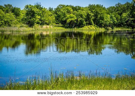 A Beautiful Lake Park In Hagerman Wildlife Refuge, Texas