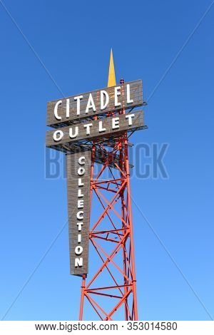 COMMERCE, CALIFORNIA - 26 FEB 2020: Citadel Outlet Mall Tower. Los Angeles only outlet shopping center, with over 130 top name brand stores and restaurants.