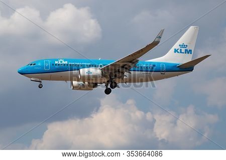 London / United Kingdom - July 14, 2018: Klm Boeing 737-700 Ph-bgp Passenger Plane Landing At London