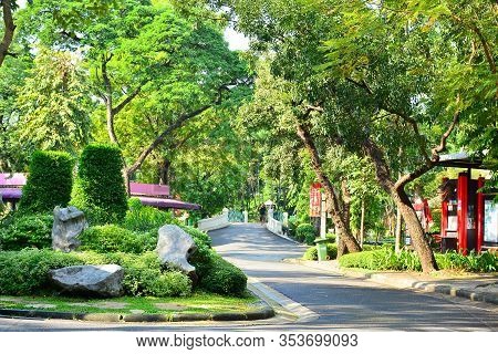 Bangkok, Th - Dec 13: Path Way At Dusit Zoo On December 13, 2016 In Khao Din Park, Bangkok, Thailand