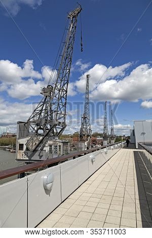 Bristol, Uk - May 11, 2012: Preserved Stothert And Pitt Dockside Cranes Outside The M Shed Museum.