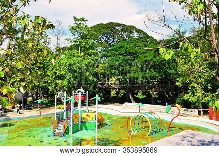 Bangkok, Th - Dec 13: Playground At Dusit Zoo On December 13, 2016 In Khao Din Park, Bangkok, Thaila