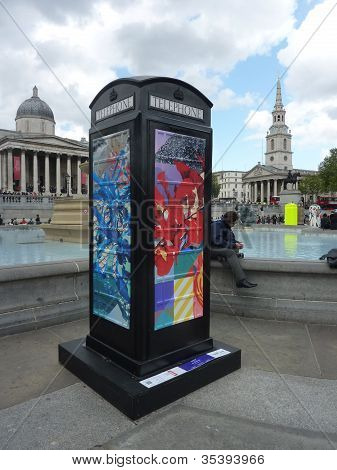 BT Artboxes v londýnské Trafalgarské náměstí 19 červen 2012