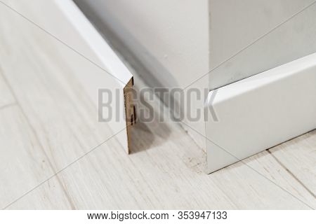 Skirting Board,home Repair,installation Of The Skirting Board At Home,modern Repair,flat Beautiful W