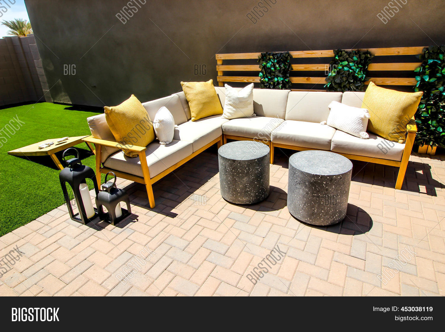 Pavers Rear Patio L Image & Photo (Free Trial) Bigstock