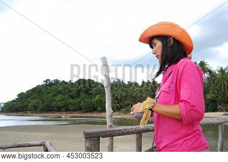 Travelers Thai Women Walking On Wooden Bridge And Pier Building Use Service Long Tail Local Boat Go
