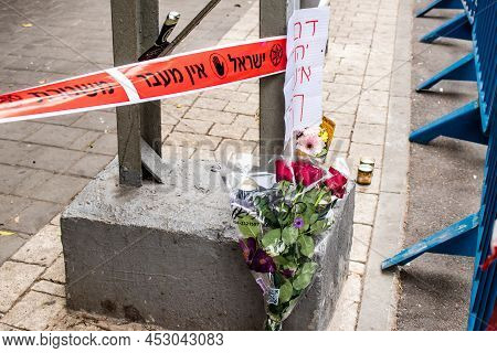 Tel Aviv, Israel - April 08, 2022 Following The Palestinian Terrorist Attack At The Ilka Bar On Dize