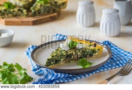 Unsweetened Sliced Open Pie, Shortcrust Pastry Quiche Stuffed With Spinach, Champignons And Cheese O