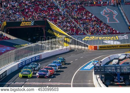February 06, 2022 - Los Angeles, CA, USA: Kaulig Racing races for position for the Busch Light Clash at The Coliseum at Los Angeles Memorial Coliseum in Los Angeles, CA.