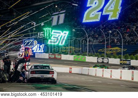 April 09, 2022 - Martinsville , VA, USA: J.J. Yeley pits during the Blue-Emu Maximum Pain Relief 400  at Martinsville Speedway in Martinsville , VA.