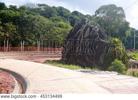 Xango Stone Park