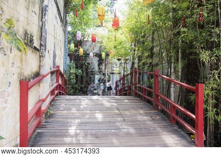 Kuala Lumpur, Malaysia- Apr 17, 2022: The Old Historical Houses And Shops At Lorong Or Jalan Panggun