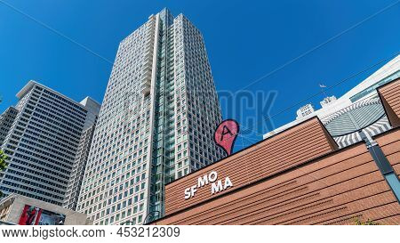 San Francisco, Usa - August 2019: San Francisco Museum Of Modern Art Sfmoma Is A Contemporary Art Mu