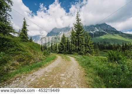 Hiking Trail Around Wilder Kaiser Mountains, Tirol - Austria