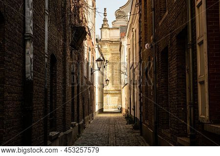 Mechelen, Malin, Antwerp, Belgium, March 28, 2022, Empty Laneway In The Large Beguinage Or Groot Beg