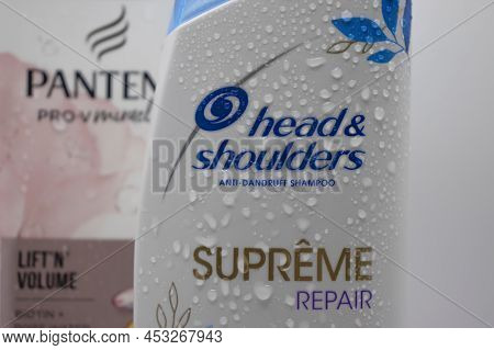March 6, 2022 Ukraine City Kyiv Shampoo Head & Shoulders And Pantene
