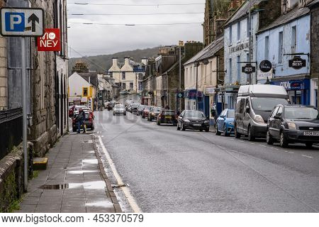 Newton Stewart, Scotland - December 30th 2021: Victoria Street In The Centre Of Newton Stewart, Dumf