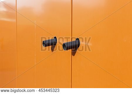 If The Drain Well Is Clogged, The Rainwater Can Still Go Through The Overflow Of The Rain Drain Of A