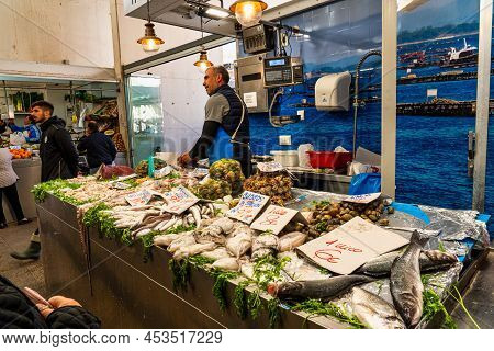 Cadiz, Spain - Nov 16, 2021: Shopping In Cadiz Downtown Market, Mercado Central De Abastos. Cadiz, A