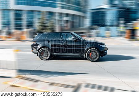 Black Land Rover Range Rover Sport L494 Car In Fast Motion On The City Street. Moscow, Russia - Marc