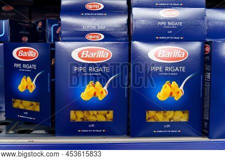 Tyumen, Russia-april 13, 2022: Pasta Barilla Pipe Rigate On A Supermarket Shelf. The Barilla It Is T