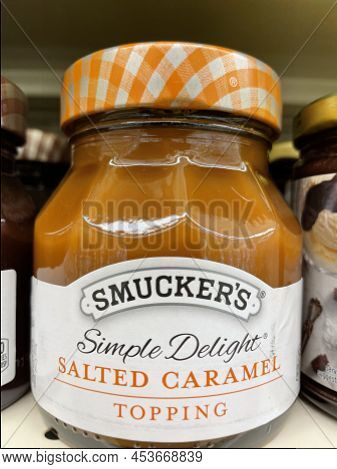 Grovetown, Ga Usa - 12 15 21: Ice Cream Toppings On A Retail Store Shelf Smuckers Salted Caramel