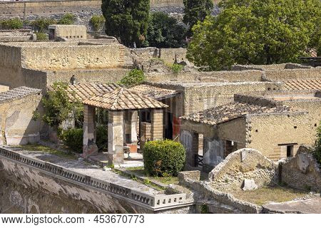 Herculaneum, Campania, Italy - June 29, 2021: Ruins Of An Ancient City Destroyed By The Eruption Of 