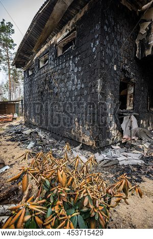Hostomel, Kyev Region Ukraine - 09.04.2022: Cities Of Ukraine After The Russian Occupation. Houses T