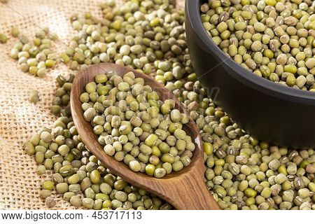 Vigna Radiata - Raw Organic Green Mung Beans