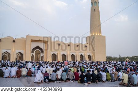 People Attending Eid Prayer At Abdual Wahab Masjid In Qatar