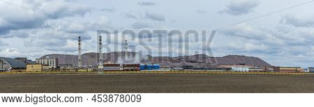 Koper For Raising Ore. Mine Buildings. Technology To Extract The Mineral From Underground. Mining. P