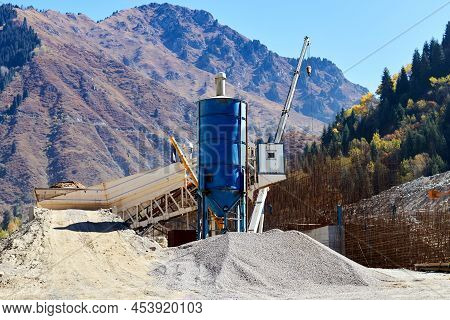 Mobile Concrete Mixing Plant For The Construction Of A Mudflow Protection Dam In Almaty, Kazakhstan