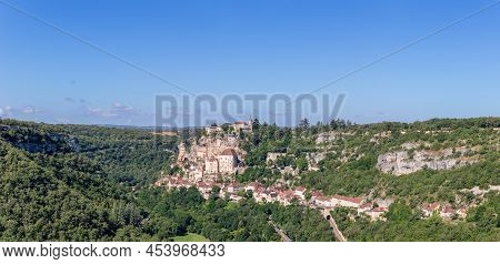 Geology And Geography Of Surroundings Of Rocamadour Holy Village, Gorge Of Alzou River On Clear Sunn
