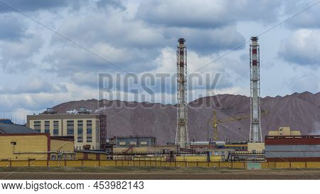 Koper For Raising Ore. Mine Buildings. Technology To Extract The Mineral From Underground. Mining. P