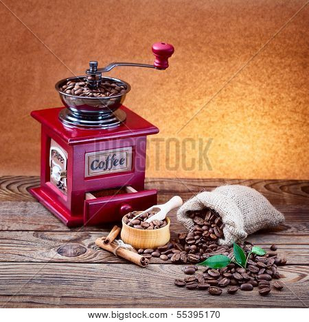 coffee beans on wood texture