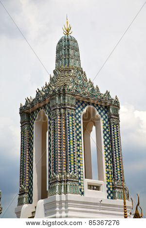 Thailand Asia   In  Bangkok Rain   Cross Colors  Roof      Sky      And  Colors