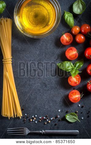 Cherry Tomato And Spaghetti