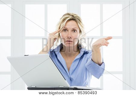 Business woman disagreement