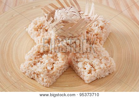 Coconut Candy Cocada