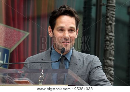 LOS ANGELES - JUL 1:  Paul Rudd at the Paul Rudd Hollywood Walk of Fame Star Ceremony at the El Capitan Theater Sidewalk on July 1, 2015 in Los Angeles, CA