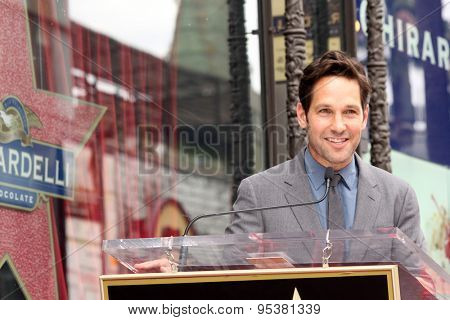 LOS ANGELES - JUL 1:  Paul Rudd at the Paul Rudd Hollywood Walk of Fame Star Ceremony at the El Capitan Theater Sidewalk on July 1, 2015 in Los Angeles, CA